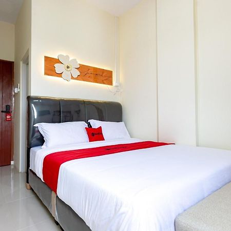 Reddoorz Plus At Komplek Abc Batu Aji Batam Kubuk Eksteriør billede