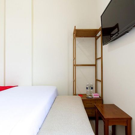Reddoorz Plus At Komplek Abc Batu Aji Batam Kubuk Eksteriør billede