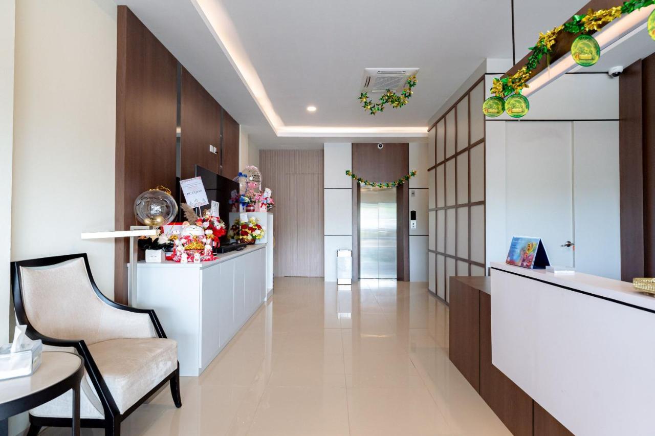 Reddoorz Plus At Komplek Abc Batu Aji Batam Kubuk Eksteriør billede