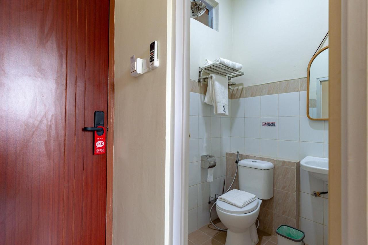 Reddoorz Plus At Komplek Abc Batu Aji Batam Kubuk Eksteriør billede